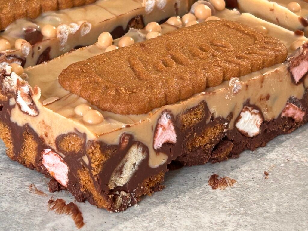 biscoff rocky road