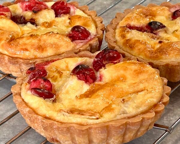 brie, bacon & cranberry quiche (made without gluten) brie, bacon & cranberry quiche (made without gluten)