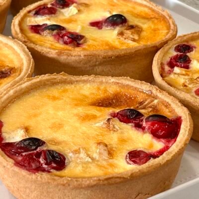 brie, bacon & cranberry quiche
