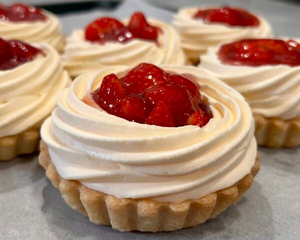 strawberry custard tart strawberry custard tart