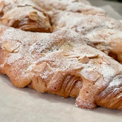 almond croissant