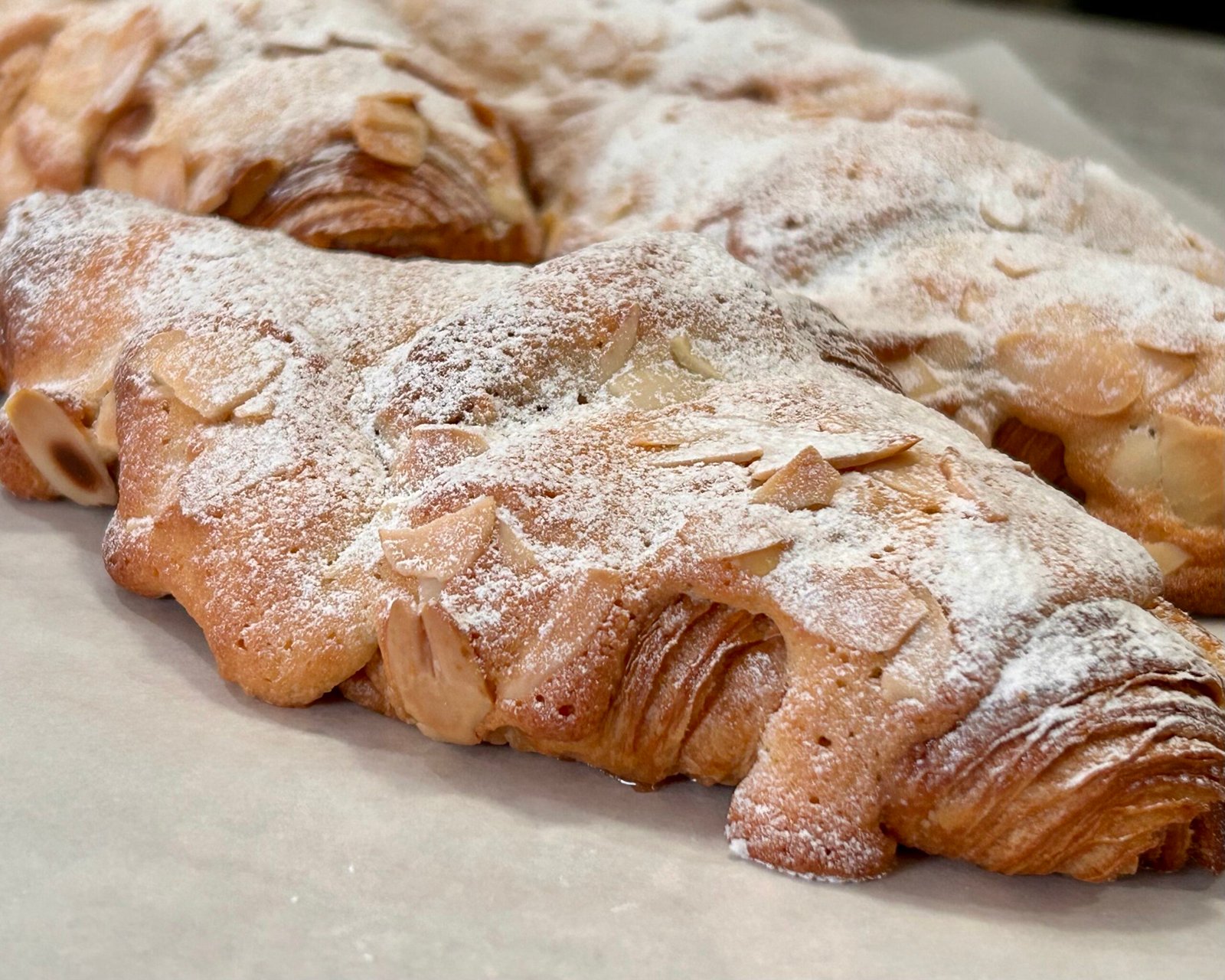 almond croissant almond croissant