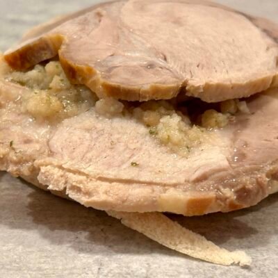 hot bun roast pork, apple & stuffing (sunday only)