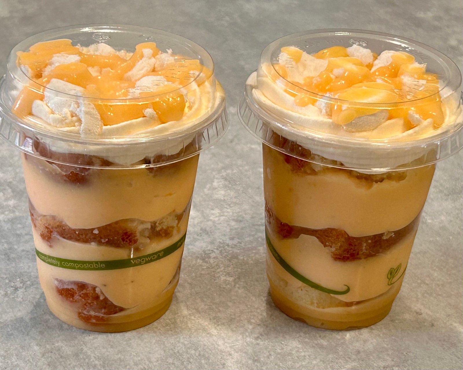 dessert lemon meringue custard cake pot (no gluten) dessert lemon meringue custard cake pot (no gluten)