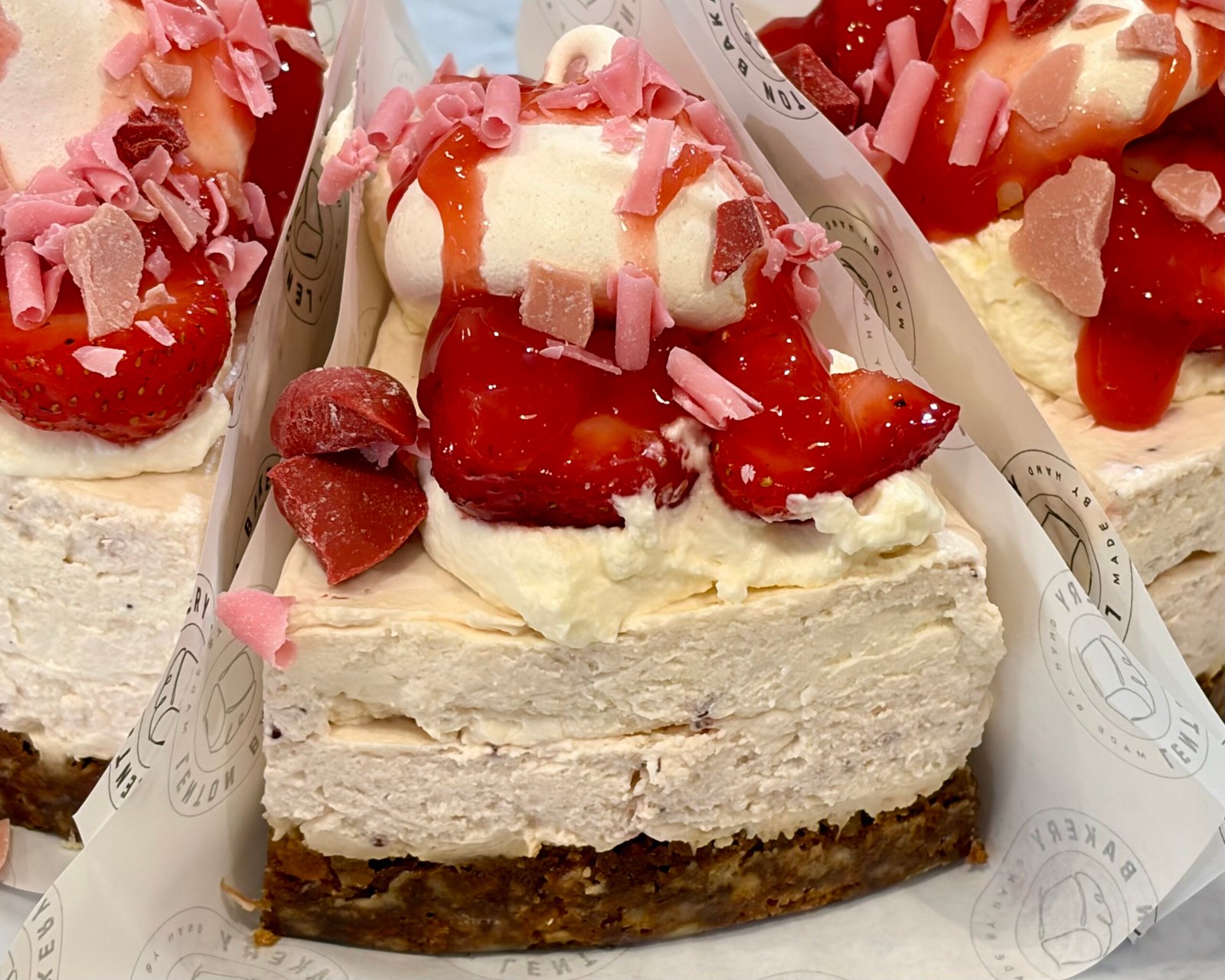 eton mess cheesecake