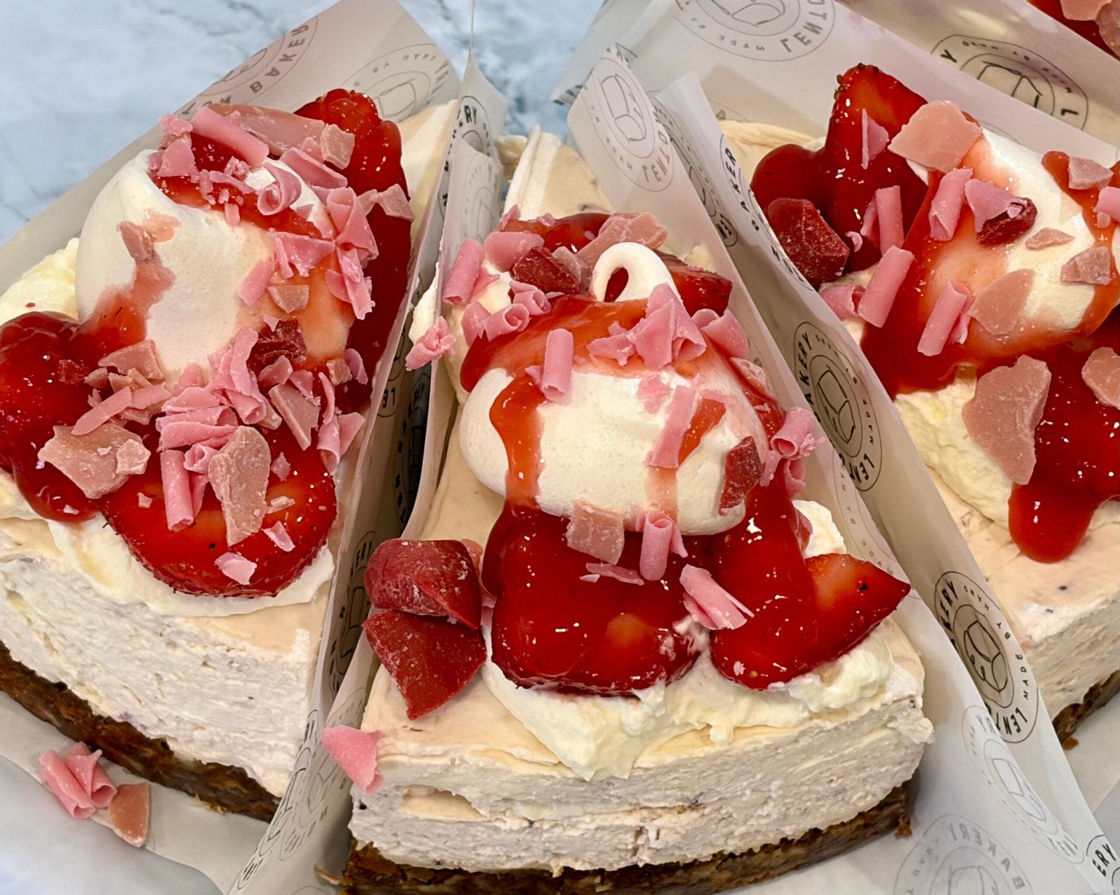 eton mess cheesecake