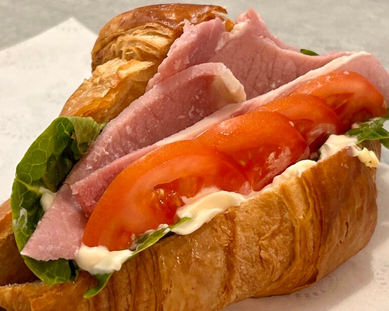 bacon lettuce tomato croissant